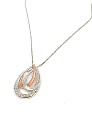 Colgante de plata y oro rosa de 10 quilates con diamantes de 0,08 quilates, 18"