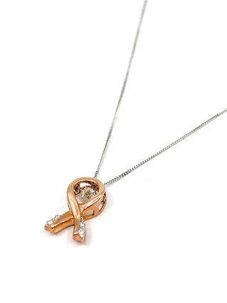 Colgante de diamantes de 0,10 quilates en oro rosa y oro blanco de 10 quilates, 18"