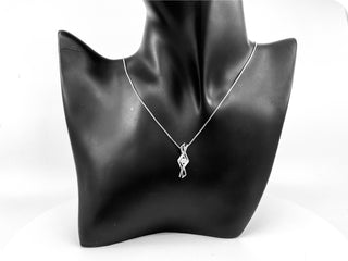 Colgante de plata de ley con diamantes canadienses de 0,15 quilates, 18"