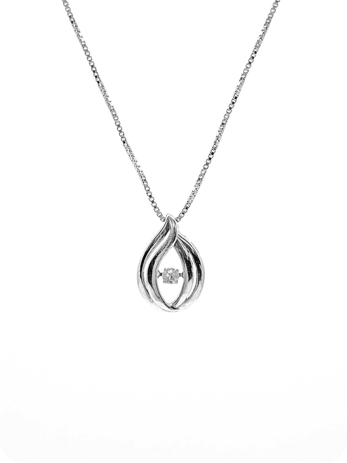 Sterling Silver 0.065cttw Canadian Diamond Necklace, 18&quot;