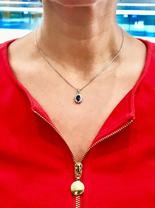 Colgante de zafiro y diamantes
