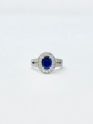 Anillo de zafiro y diamantes
