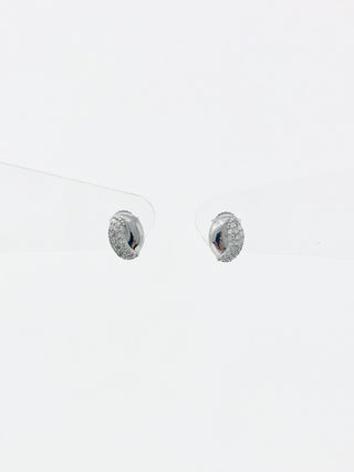 Aretes de oro blanco de 10 quilates con diamantes pavé de 0,28 quilates