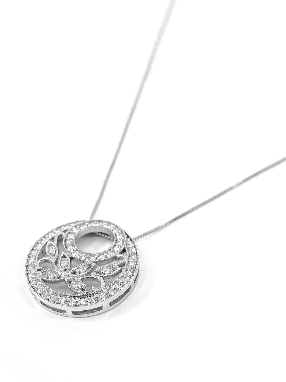 10K White Gold 0.50cttw Diamond Pendant with Box Chain - 18 Inches