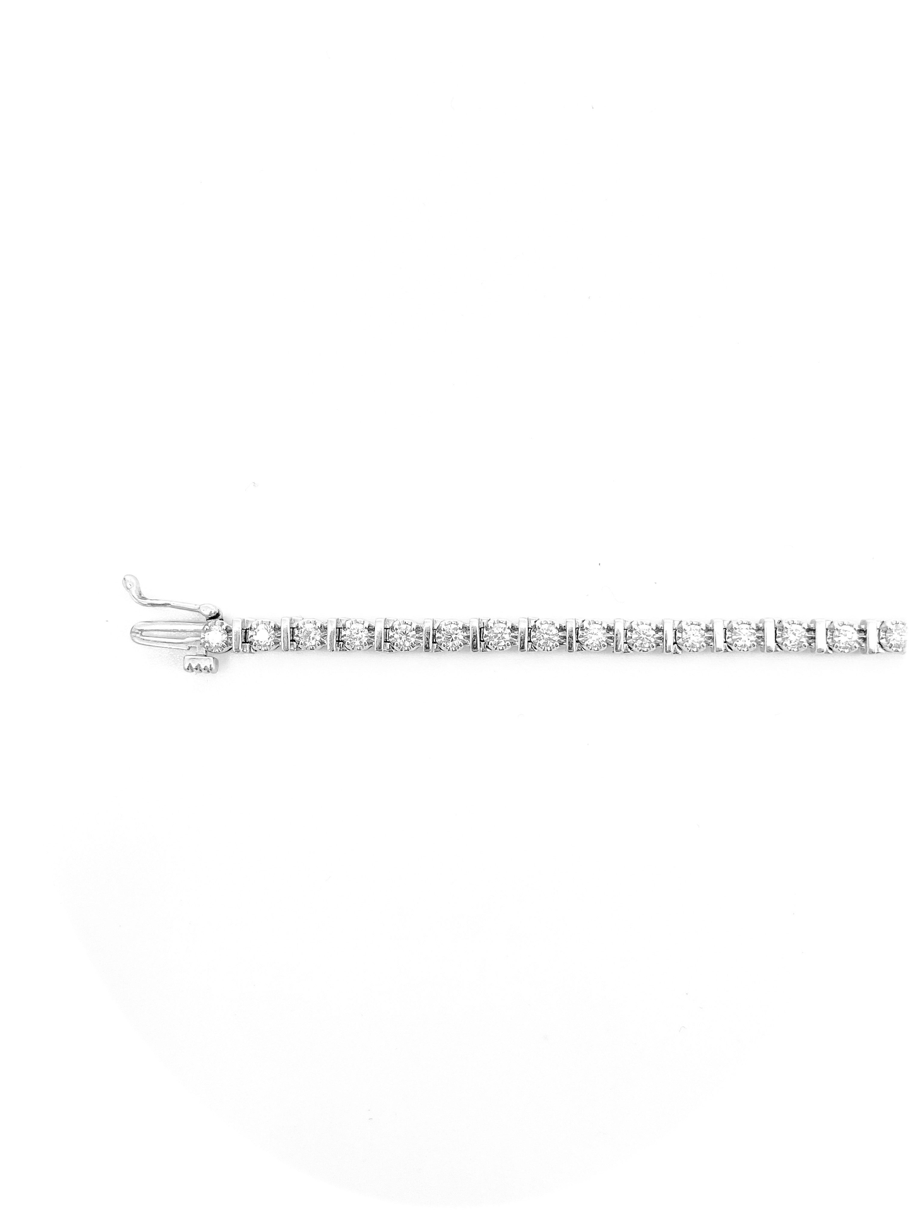 10K White Gold 1.50 Carat Diamond Tennis Bracelet, 7"