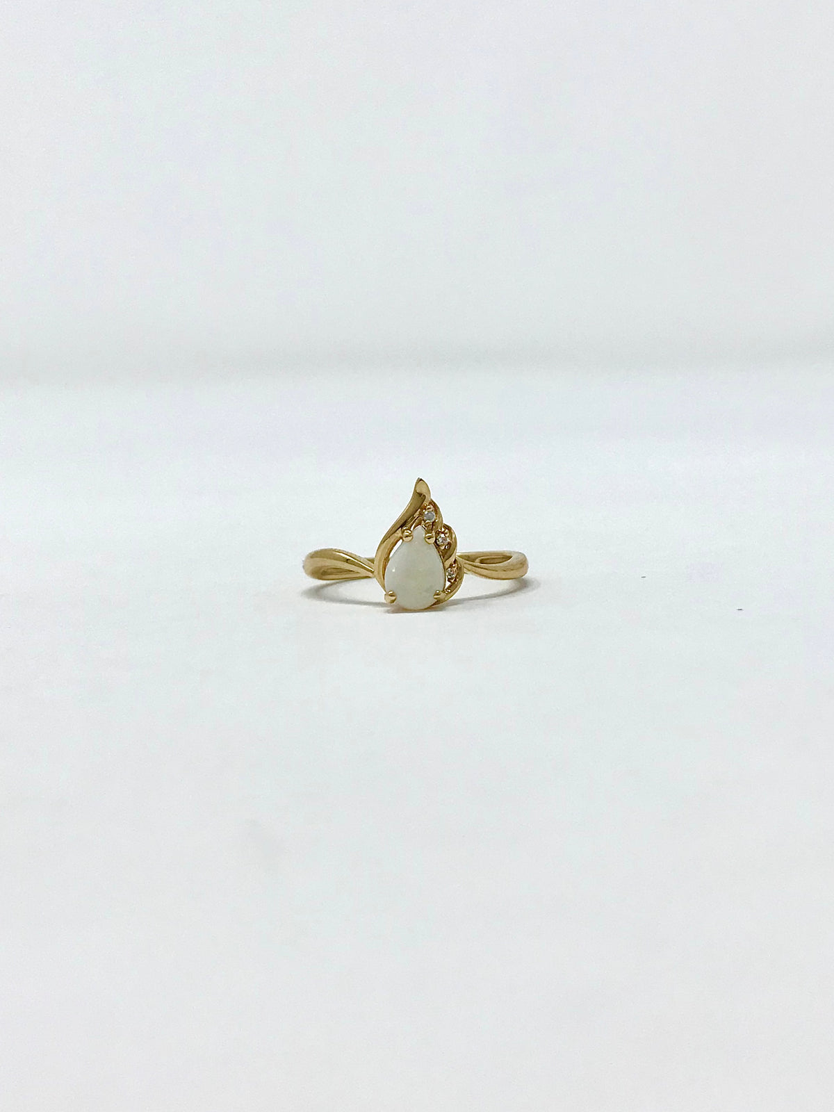 10K Yellow Gold Opal and Diamond Ring- Size 6.5