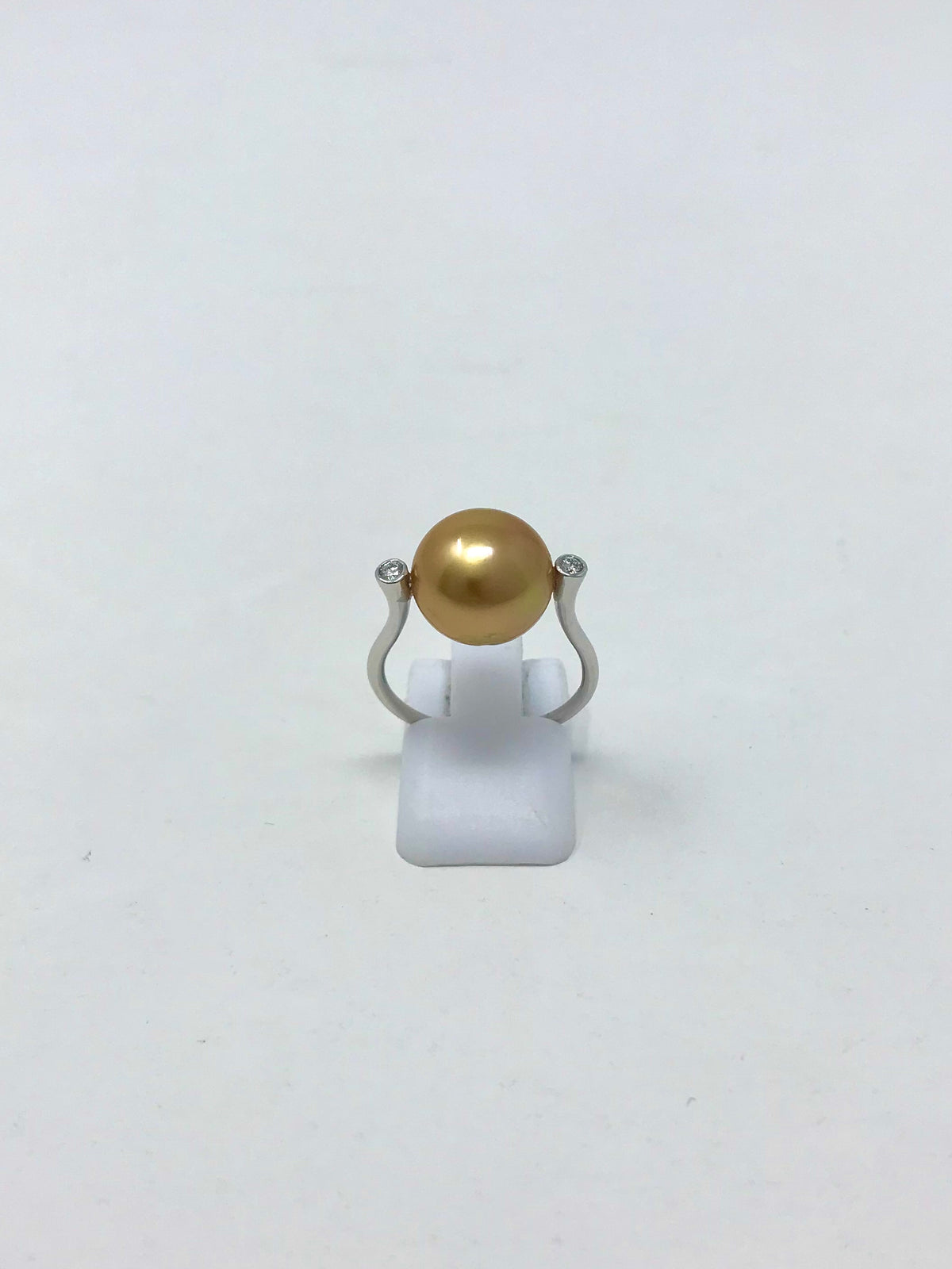 Anillo de diamantes y perlas del Mar del Sur en oro blanco de 18 quilates - Tamaño 6,5