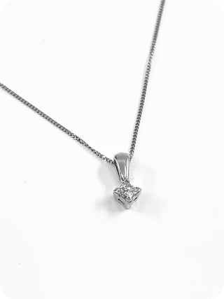 Collar de diamantes canadienses de talla princesa de 0,10 quilates en oro blanco de 14 quilates, 18"