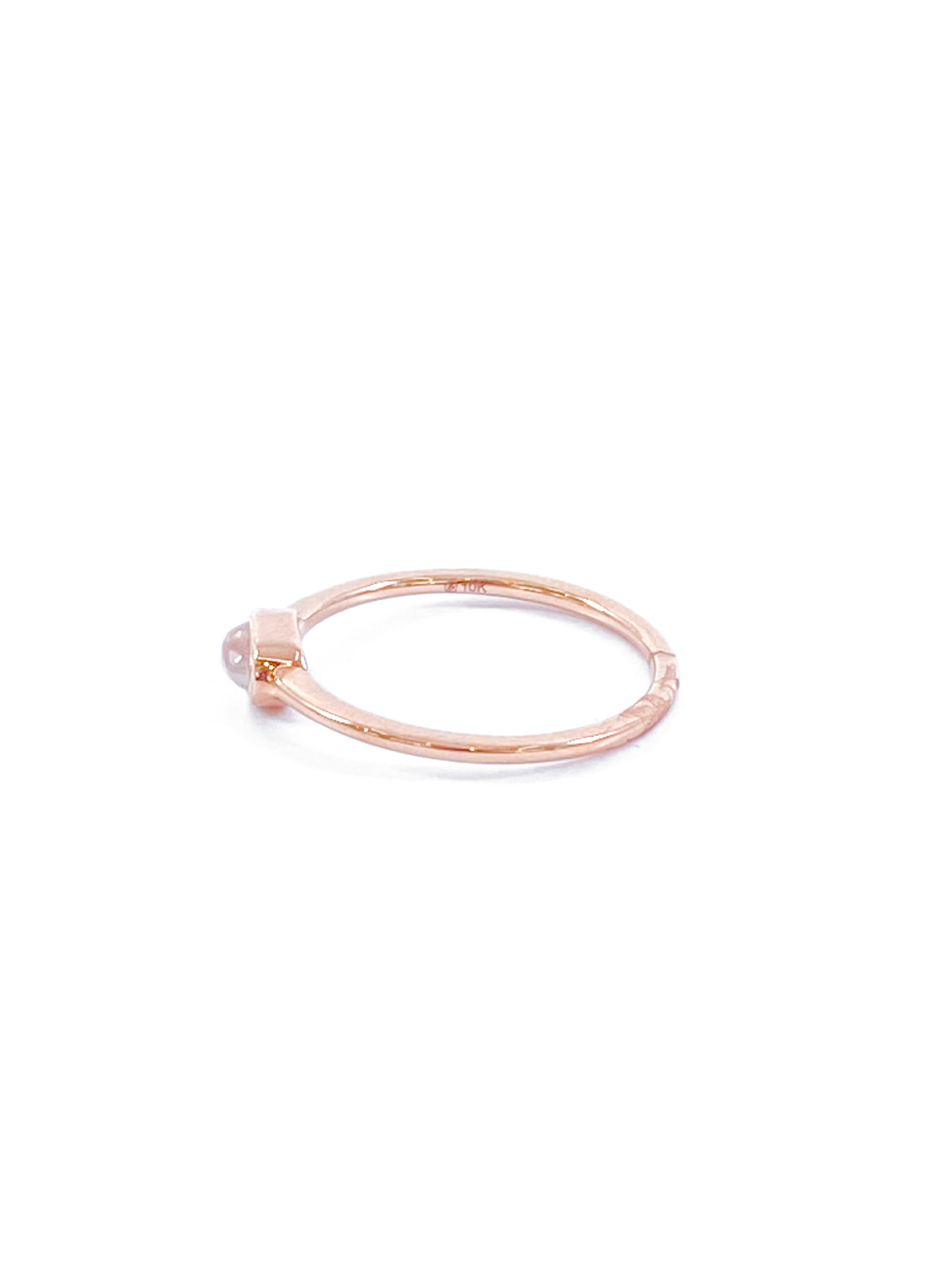 10K Rose Gold 0.25cttw Genuine Moonstone Ring, size 6.5