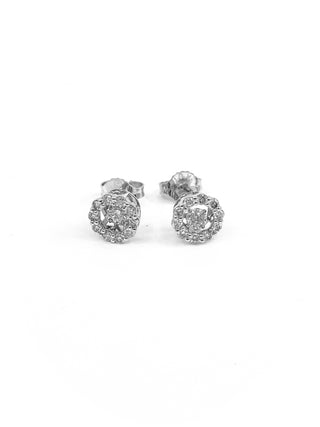 Pendientes de oro blanco de 10 quilates con halo de diamantes de 0,50 quilates