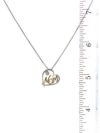 Colgante de mamá con diamantes de dos tonos en plata de ley y oro amarillo de 10 quilates