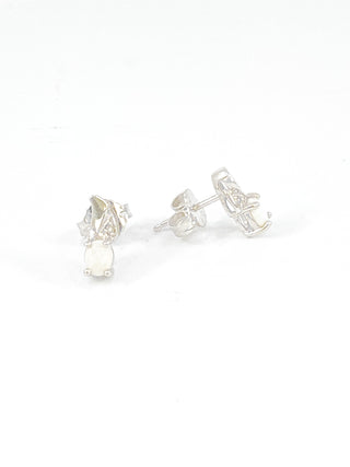 Pendientes de oro blanco de 10 quilates con ópalo genuino de 0,22 quilates y diamantes de 0,01 quilates