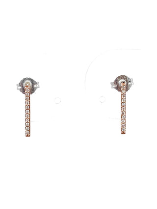 Aretes de línea de diamantes de 0,11 quilates en oro rosa de 10 quilates