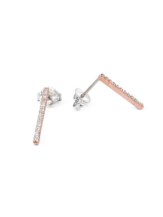 Aretes de línea de diamantes de 0,11 quilates en oro rosa de 10 quilates