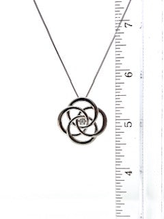 Collar de plata con diamantes