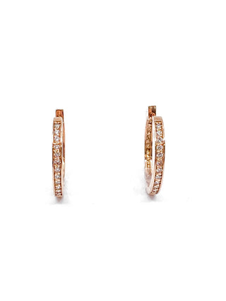 Pendientes tipo argolla con bisagras Huggie de diamantes de 0,15 quilates en oro rosa de 10 quilates