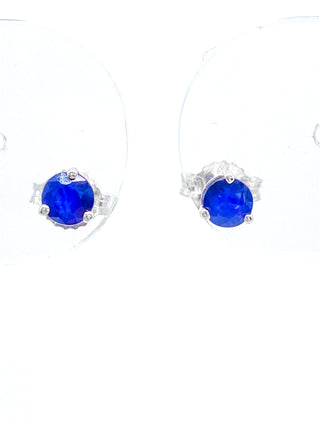 Aretes de oro blanco de 10 quilates con zafiro genuino de 0,60 quilates