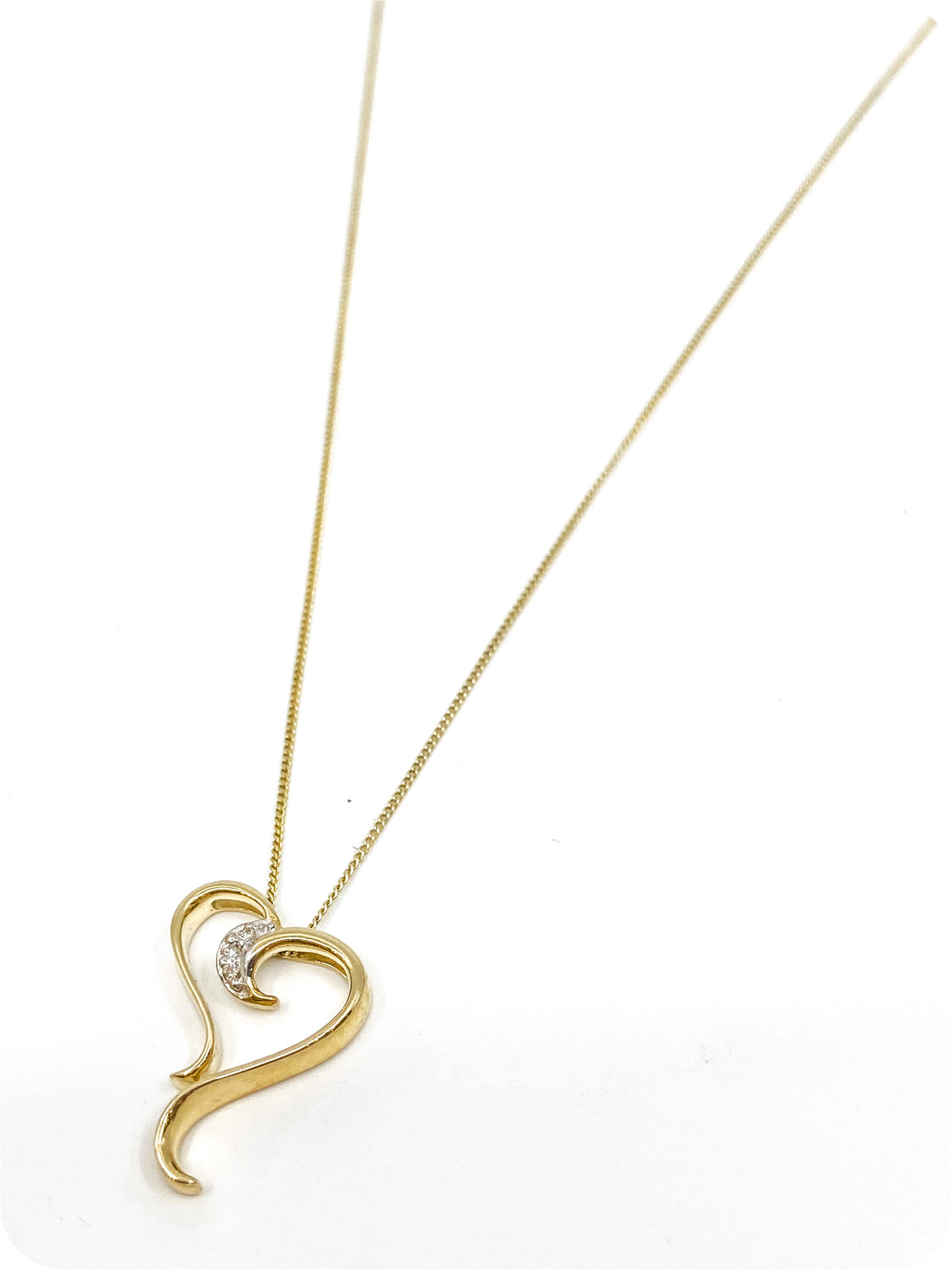 10K Yellow Gold 0.015cttw Diamond Heart Pendant, 18&quot;