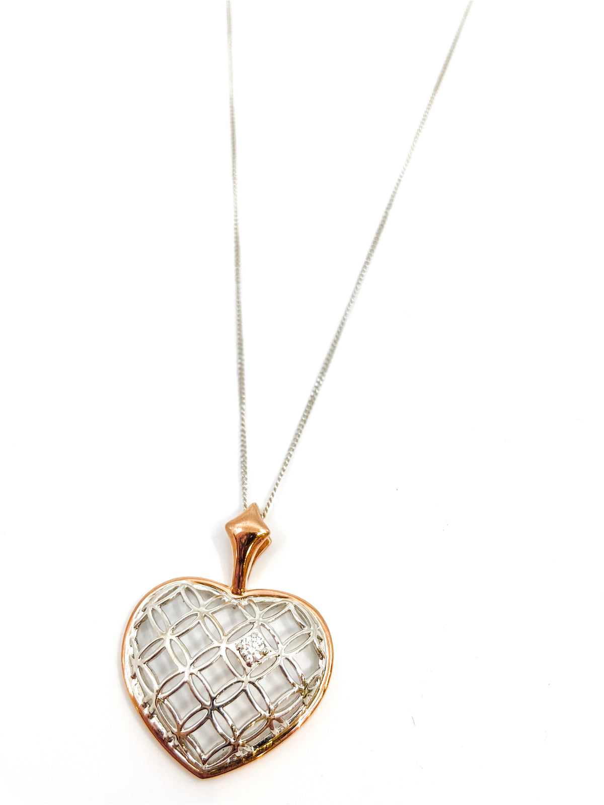 Collar con forma de corazón de diamantes canadienses de 0,142 quilates en oro blanco y rosa de 10 quilates, 18&quot;