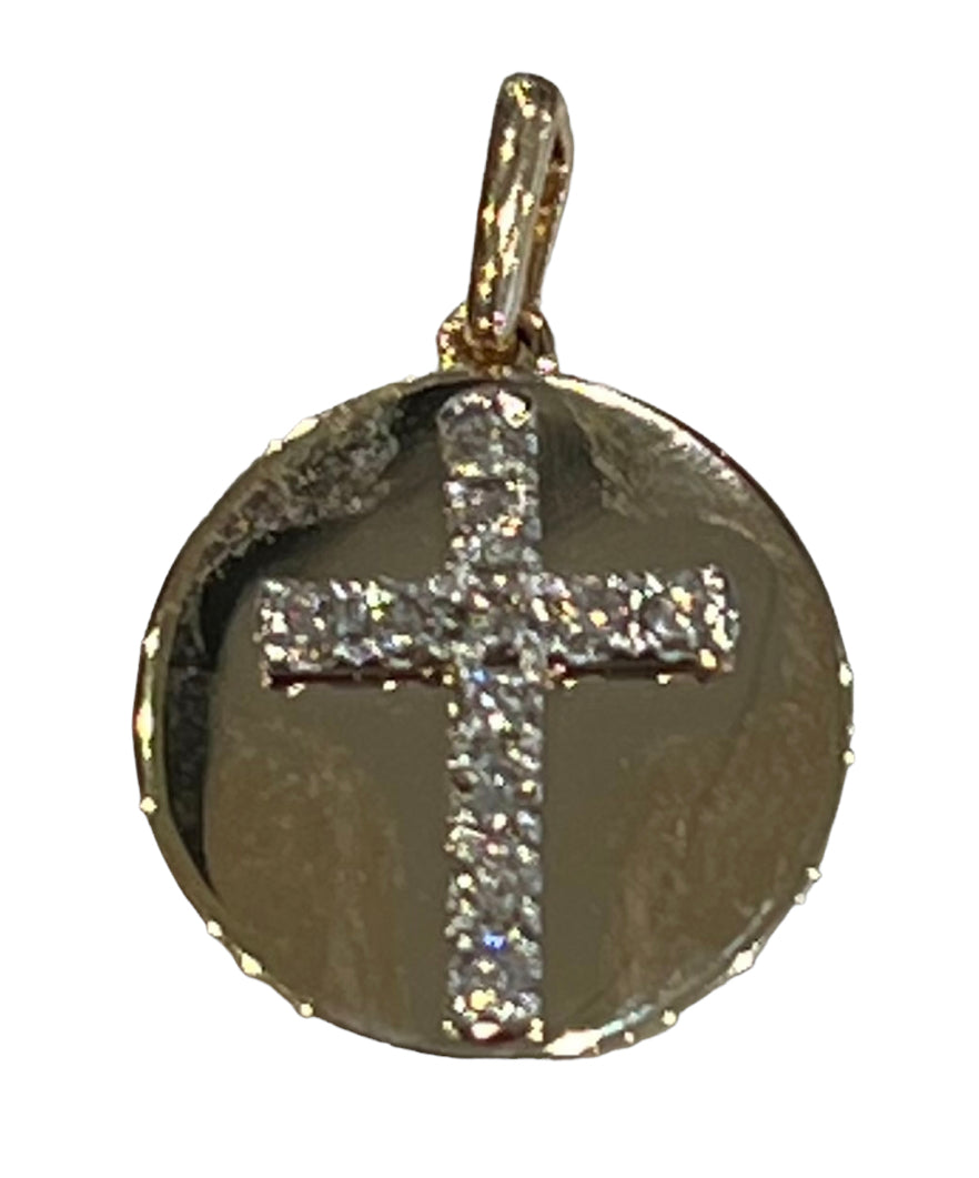 Medallón con cruz de diamantes redondos en oro amarillo de 14 quilates: 14,75 mm