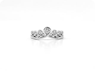 10K White Gold 0.20cttw Diamond Crown Ring, size 6.5
