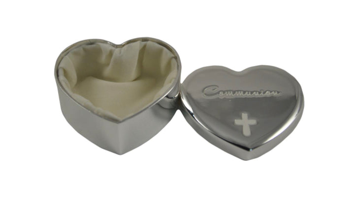 Caja de baratijas en forma de corazón de comunión