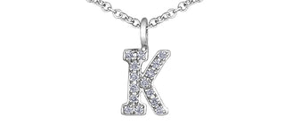 Colgante con inicial de diamante