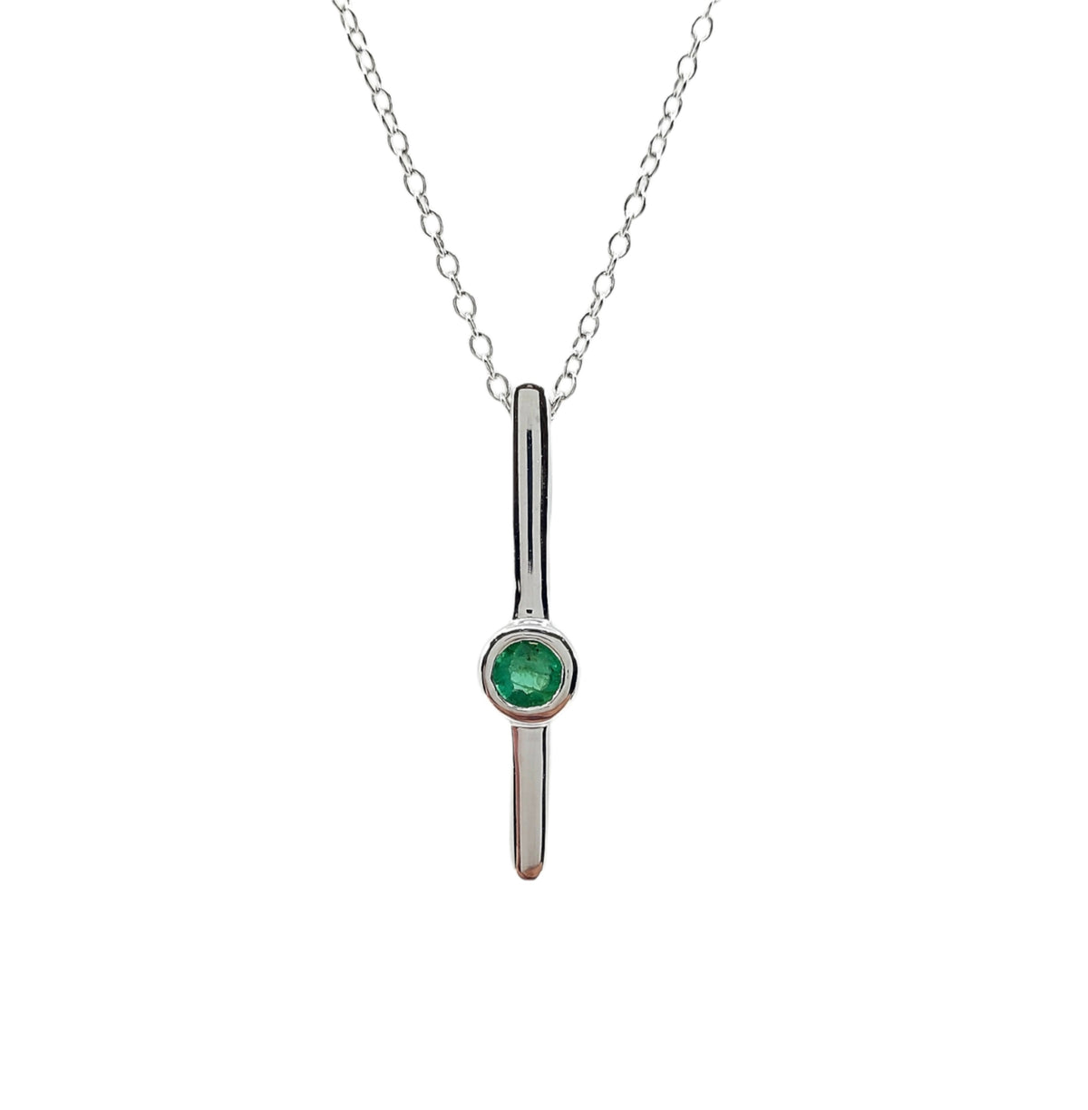 10K White Gold 0.07cttw (2.50mm) Emerald and 0.05cttw Diamond Necklace with Cable Chain (Spring Clasp) - Adjustable 17 - 18 Inches