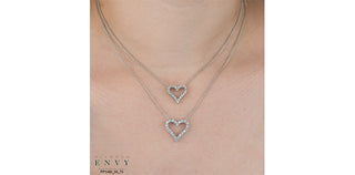 Colgante en forma de corazón con diamantes de 0,50 quilates en oro blanco de 10 quilates, 18"