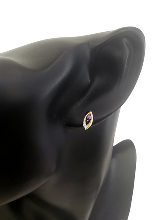 Aretes de diamantes y amatista en oro amarillo de 10 quilates