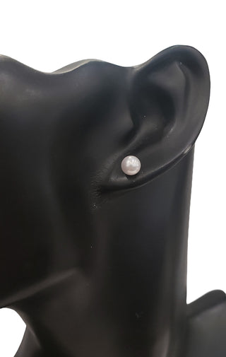 Aretes de perlas cultivadas de 6 a 6,5 ​​mm en oro amarillo de 14 quilates con cierre de mariposa