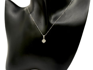 Colgante de diamante canadiense de talla princesa de 0,34 quilates en oro blanco de 14 quilates, 18"