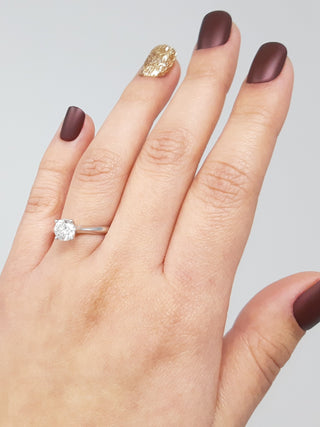 18K White Gold 1.00ct Round Brilliant Diamond Engagement Ring