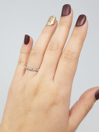 Anillo/banda apilable de diamantes de 0,10 quilates en oro blanco de 10 quilates, talla 6,5