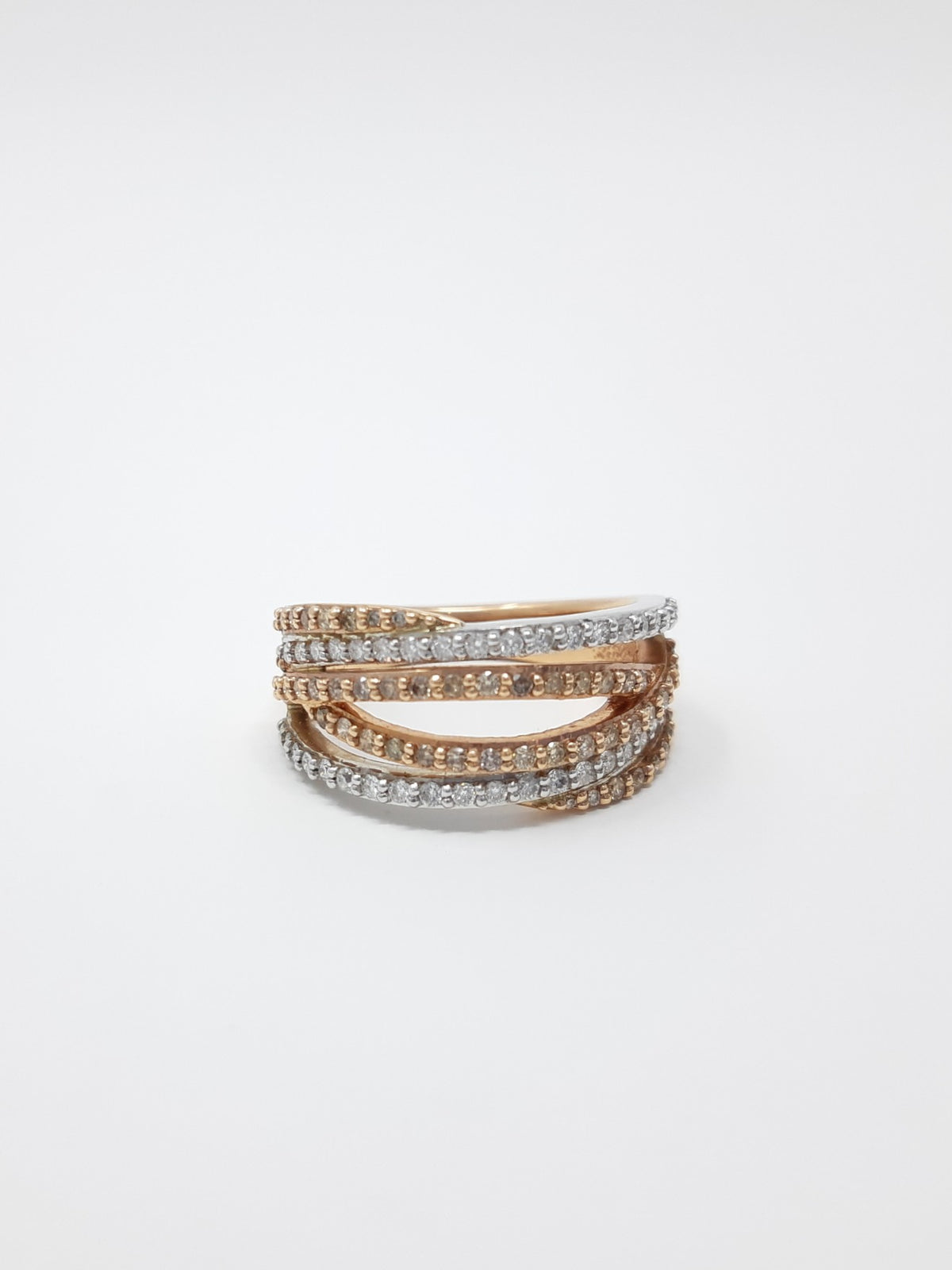 Anillo de diamantes de 0,285 quilates en oro blanco y rosa de 10 quilates