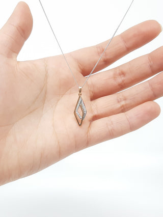Colgante de diamantes de 0,08 quilates en oro blanco y rosa de 10 quilates, 18"