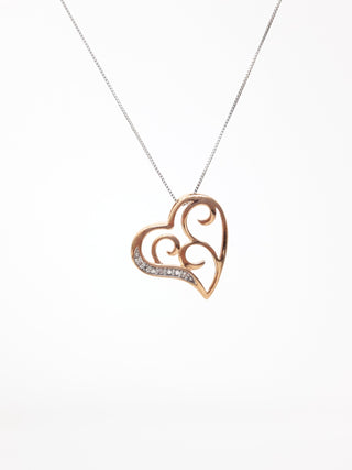 Colgante de corazón de diamantes