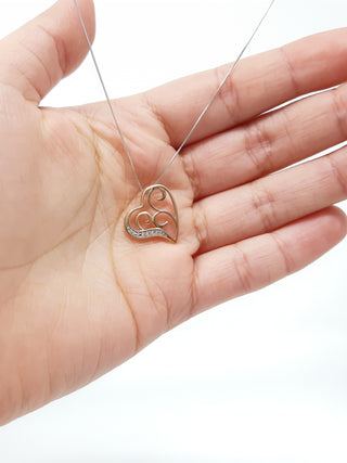 Colgante de corazón de diamantes