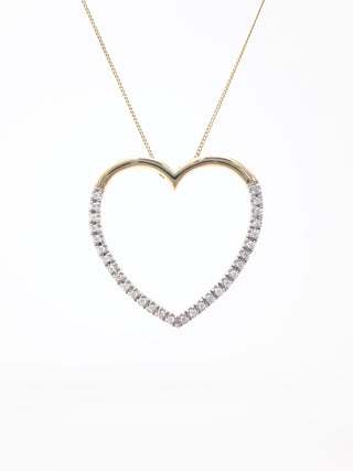 Colgante de corazón de diamantes