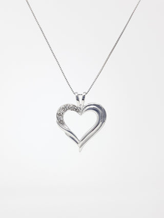Colgante de corazón de diamantes