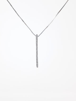 Collar con línea de diamantes de 0,10 quilates en oro blanco de 10 quilates, 18"