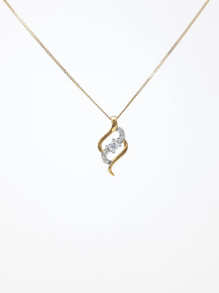 Colgante de diamantes canadiense