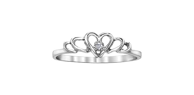 10K White Gold 0.01cttw Diamond Heart Ring, Size 6.5