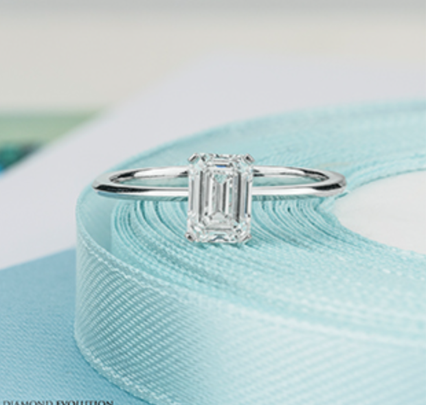 14K Lab Grown 0.50-1.00cttw Emerald Cut 4 Claw Set Diamond Ring