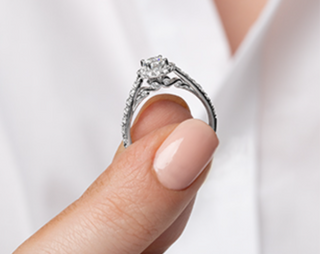 Anillo de diamantes con halo en forma de cojín de 1,00 quilates (hipoalergénico) en oro blanco de 18 quilates y aleación de paladio