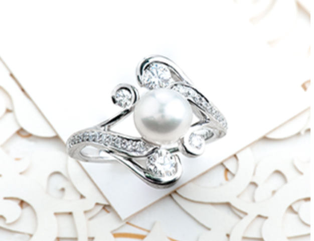 Pearl diamond 2025 ring white gold