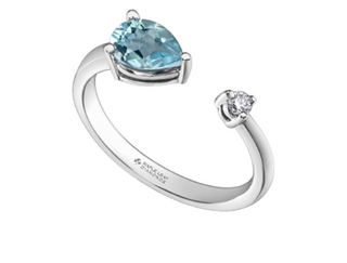 14K White Gold Genuine Aquamarine and 0.04cttw Canadian Diamond Ring, size 6.5