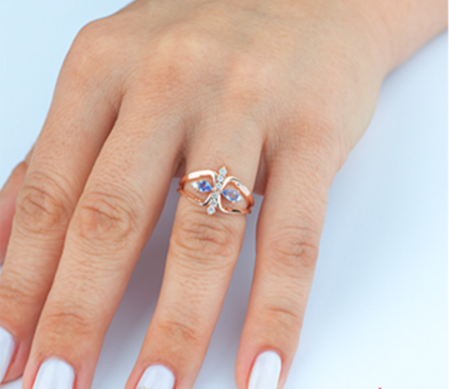 14K Rose Gold Genuine Pear Shape Tanzanite and 0.18cttw Canadian Diamond Ring, 6.5