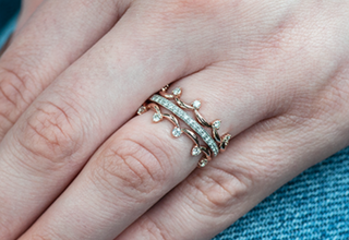 Anillo de diamantes canadienses festoneados de 0,15 quilates en oro blanco de 14 quilates, tamaño 6,5