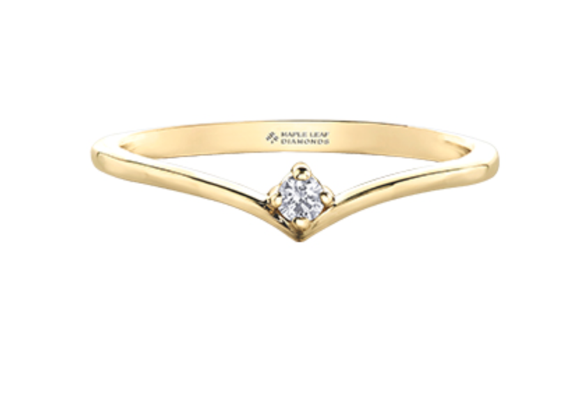 14K Yellow Gold 0.04cttw Canadian Diamond Ring, size 6.5